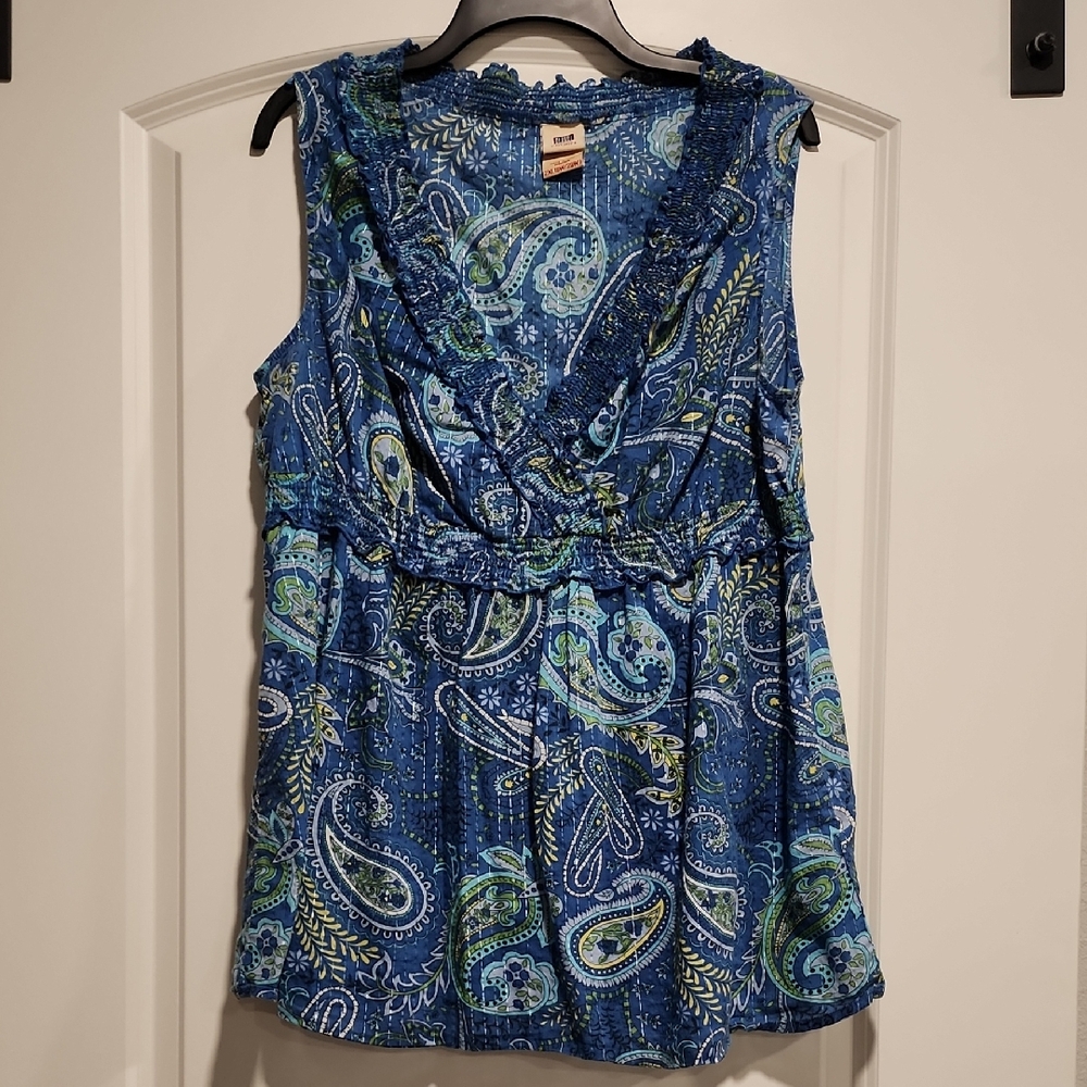 Faded Glory Blue Paisley Top